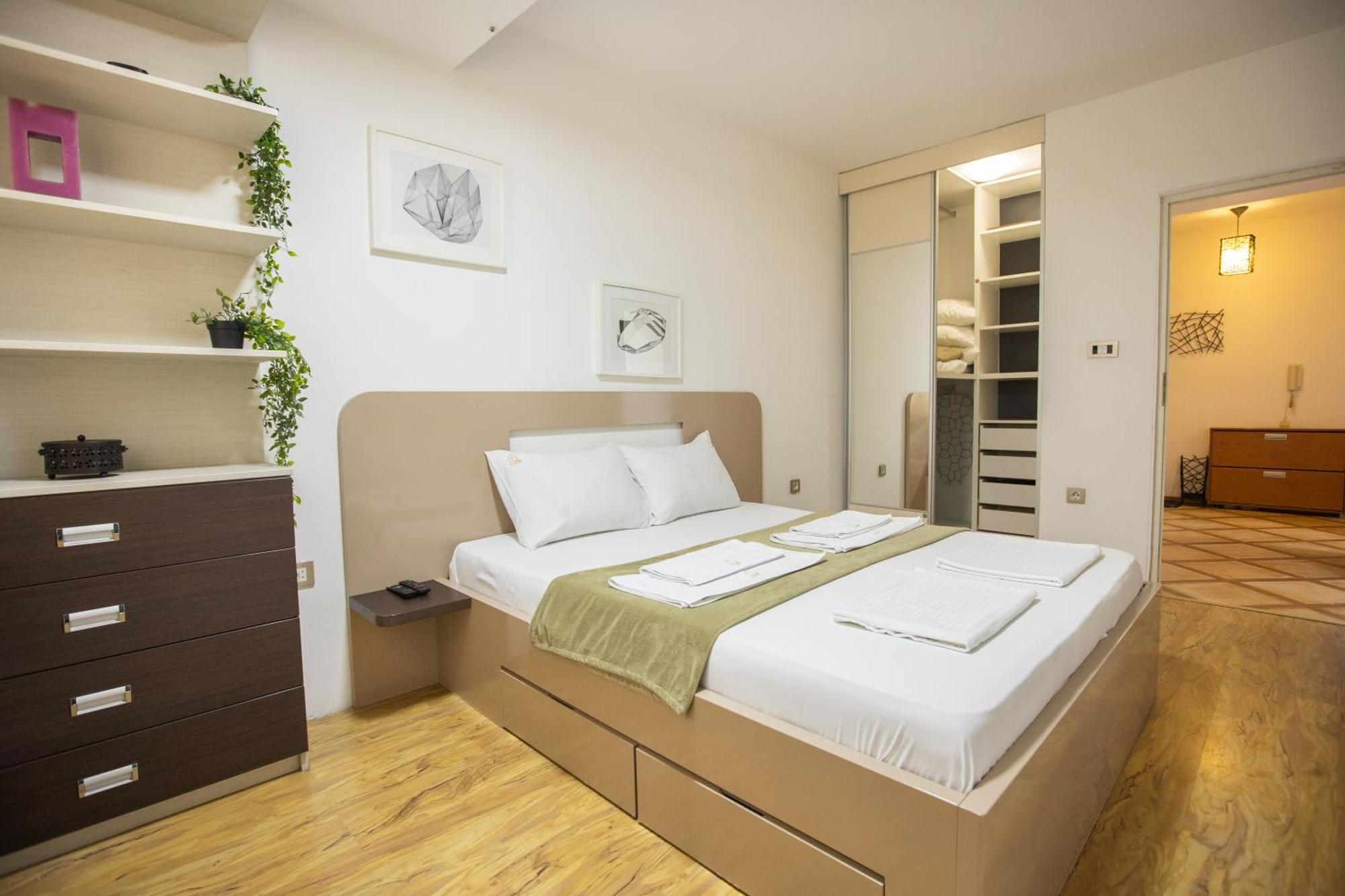 4 Rooms Apartments Ni Exterior foto