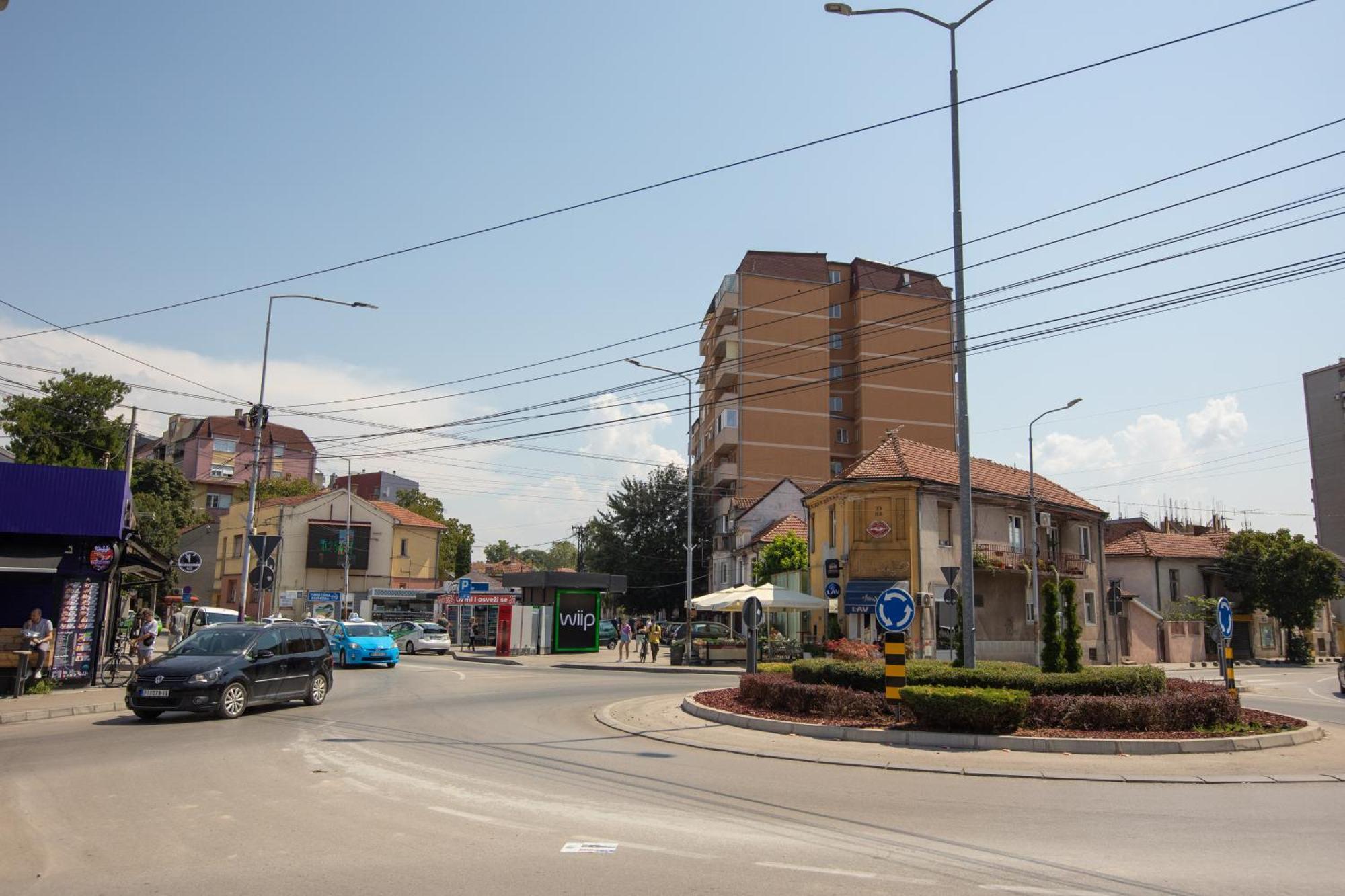 4 Rooms Apartments Ni Exterior foto