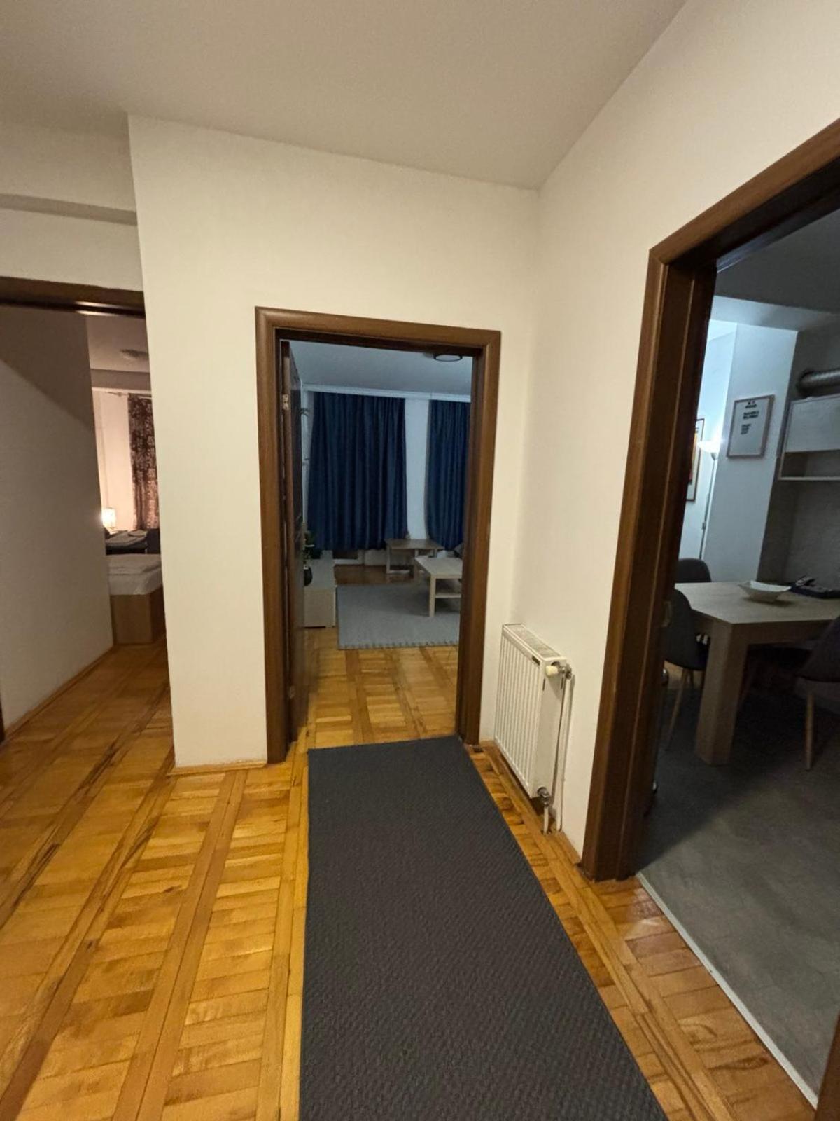4 Rooms Apartments Ni Exterior foto